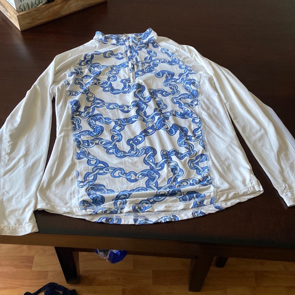 Golf sun shirt by the brand San Soliel